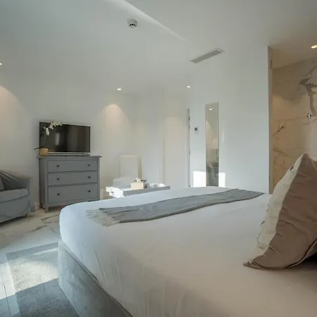 Le Mandala Готель 4*