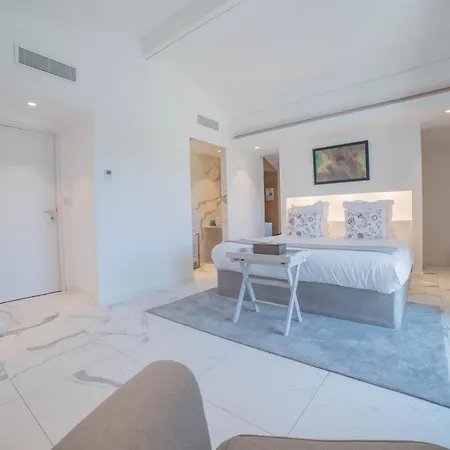 Le Mandala Hotel 4*