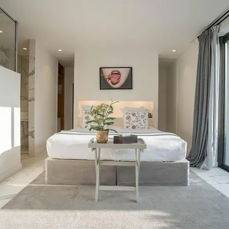 Le Mandala Готель Сен-Тропе