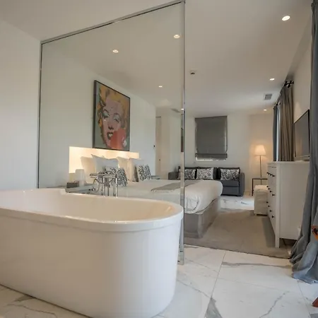 Le Mandala Hotel Saint-Tropez