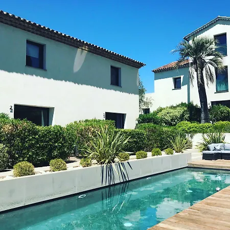 Le Mandala Готель 4*