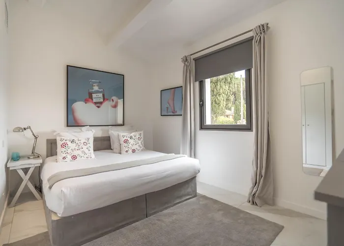 Le Mandala Hotel Saint-Tropez