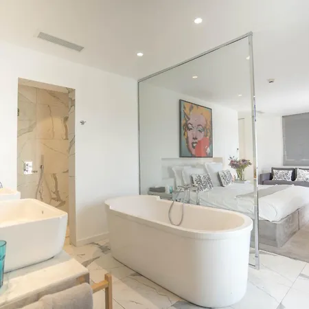 Le Mandala Hotel 4*