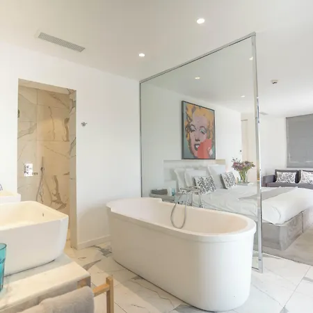 Le Mandala Hotel 4*