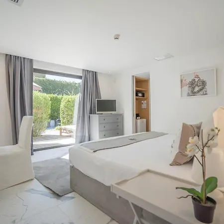 Le Mandala Hotel 4*