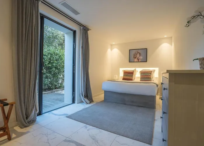 Szálloda Le Mandala 4*